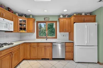 17 McGovern Drive, Garnerville, NY 10923 - Photo 13