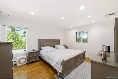 37 Windham Drive, South Huntington, NY 11746 - Photo 15