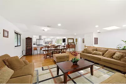 37 Windham Drive, South Huntington, NY 11746 - Photo 7
