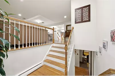 37 Windham Drive, South Huntington, NY 11746 - Photo 3