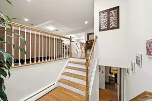 37 Windham Dr, South Huntington, NY 11746 - Photo 3