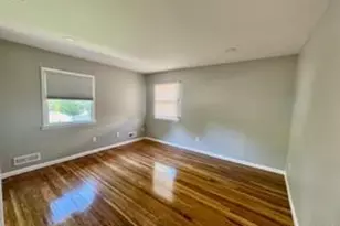 10 Elderwood Ln, Melville, NY 11747 - Photo 13