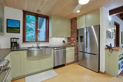 21 Hawkes Avenue, Ossining, NY 10562 - Photo 13