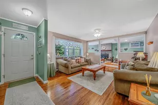 20 Loretta Ct, Coram, NY 11727 - Photo 17