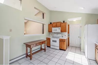 100 Donna Drive, Calverton, NY 11933 - Photo 23