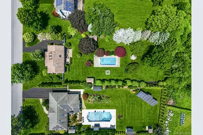 100 Donna Drive, Calverton, NY 11933 - Photo 19