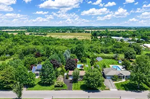 100 Donna Dr, Calverton, NY 11933 - Photo 15