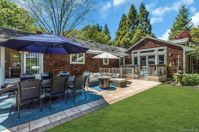 530 Woodcliff Drive, Mattituck, NY 11952 - Photo 17