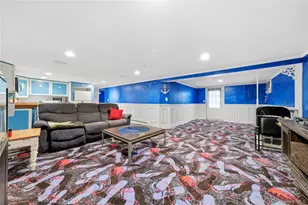 20 Elm St, Massapequa, NY 11758 - Photo 35