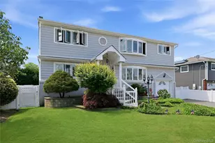 20 Elm St, Massapequa, NY 11758 - Photo 3