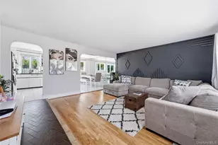 20 Elm St, Massapequa, NY 11758 - Photo 5