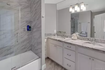 18 Cedar Lane, Setauket, NY 11733 - Photo 19