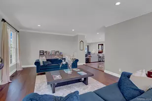 18 Cedar Ln, Setauket, NY 11733 - Photo 9