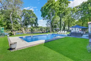 18 Cedar Ln, Setauket, NY 11733 - Photo 33