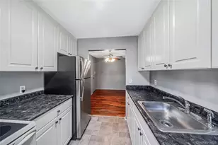 2397 Union Blvd, Islip, NY 11751 - Photo 15