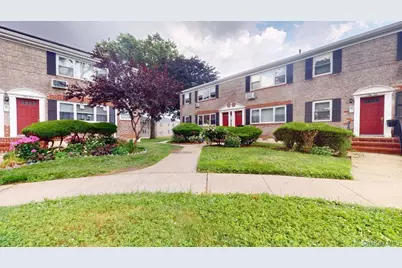 150-28 Jewel Avenue #1, Flushing, NY 11367 - Photo 1