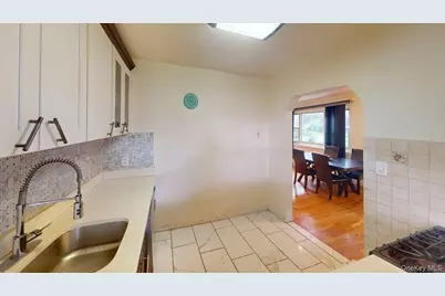 150-28 Jewel Avenue #1, Flushing, NY 11367 - Photo 13