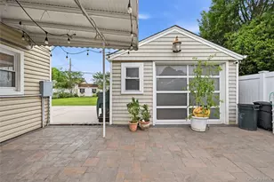 16 Harrow Ln, Levittown, NY 11756 - Photo 15
