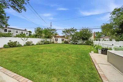 16 Harrow Lane, Levittown, NY 11756 - Photo 21