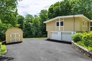326 Lovell St, Mahopac, NY 10541 - Photo 19