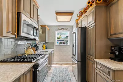 36 Lumur Drive, Sayville, NY 11782 - Photo 23