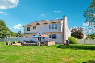 43 Sweetgum Ln, Miller Place, NY 11764 - Photo 45