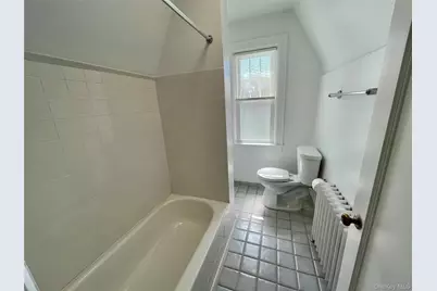 175 Woodruff Avenue #2nd Floor, Scarsdale, NY 10583 - Photo 7