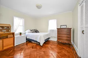 236-11 Seward Ave, Bellerose, NY 11427 - Photo 11