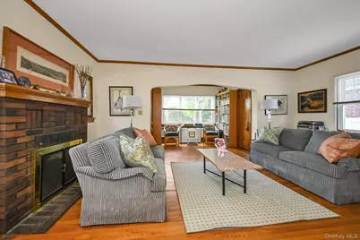 236-11 Seward Avenue, Bellerose, NY 11427 - Photo 3