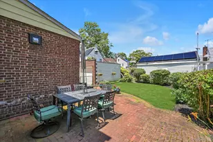 236-11 Seward Ave, Bellerose, NY 11427 - Photo 19