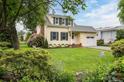 63 Cedar Road, Westbury, NY 11590 - Photo 3