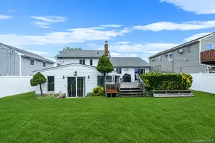 68 Myles Ave, Levittown, NY 11756 - Photo 7