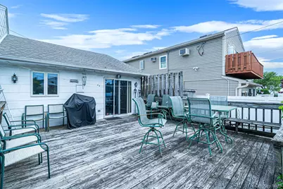 68 Myles Avenue, Levittown, NY 11756 - Photo 9