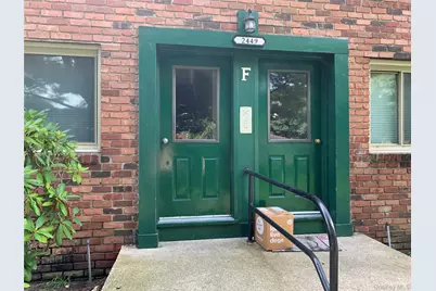2449F Union Boulevard #12B, Islip, NY 11751 - Photo 1