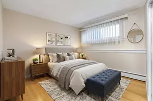 25 Laurel Pl, Bethpage, NY 11714 - Photo 19