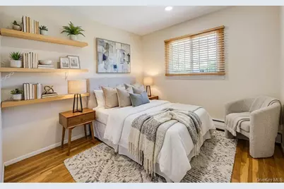 25 Laurel Place, Bethpage, NY 11714 - Photo 13