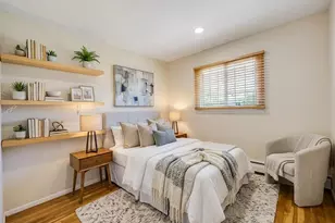 25 Laurel Pl, Bethpage, NY 11714 - Photo 13