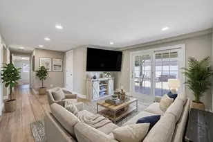 25 Laurel Pl, Bethpage, NY 11714 - Photo 21