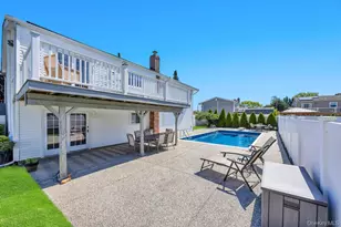 25 Laurel Pl, Bethpage, NY 11714 - Photo 35