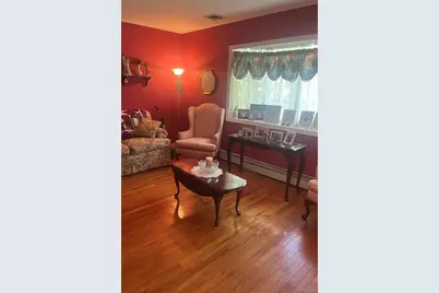 79 Soloff Boulevard, Inwood, NY 11096 - Photo 5