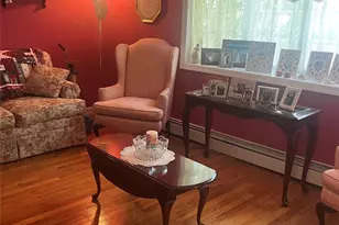 79 Soloff Blvd, Inwood, NY 11096 - Photo 5