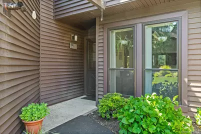 122 Woods Brooke Circle, Ossining, NY 10562 - Photo 3