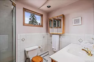 226 Margaret Dr, East Meadow, NY 11554 - Photo 19