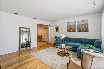 226 Margaret Drive, East Meadow, NY 11554 - Photo 5