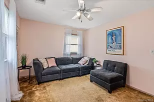 226 Margaret Dr, East Meadow, NY 11554 - Photo 7