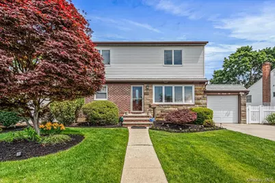 226 Margaret Drive, East Meadow, NY 11554 - Photo 3