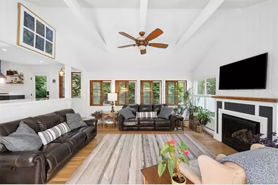 16 Union Avenue, Center Moriches, NY 11934 - Photo 15