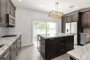 16-66 Seagirt Blvd, Far Rockaway, NY 11691 - Photo 5