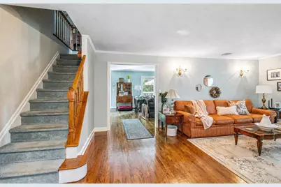 6 Cedar Avenue, Locust Valley, NY 11560 - Photo 3
