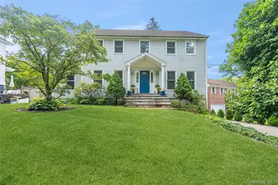 6 Cedar Avenue, Locust Valley, NY 11560 - Photo 1